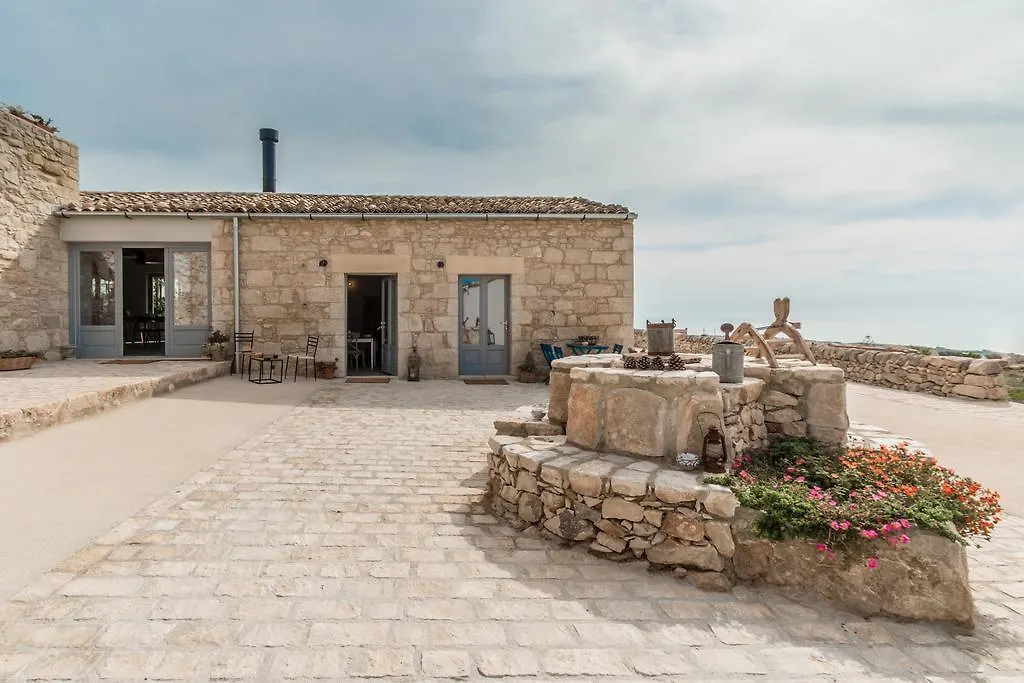 Country house Mangiabove Guest House Marina di Ragusa