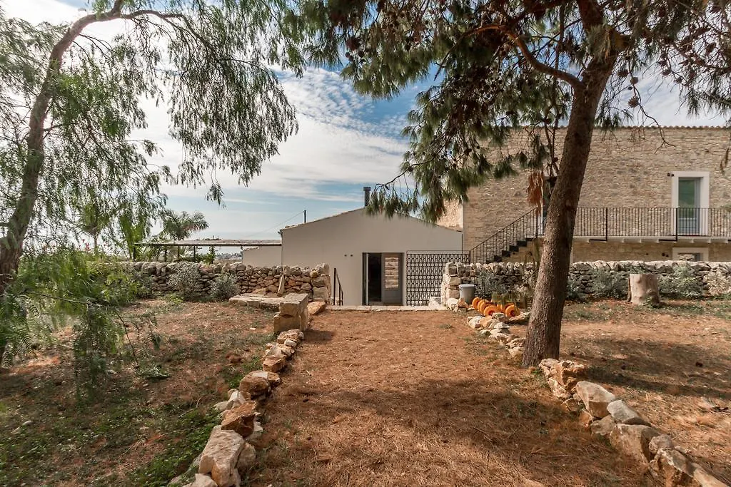 Country house Mangiabove Guest House Marina di Ragusa