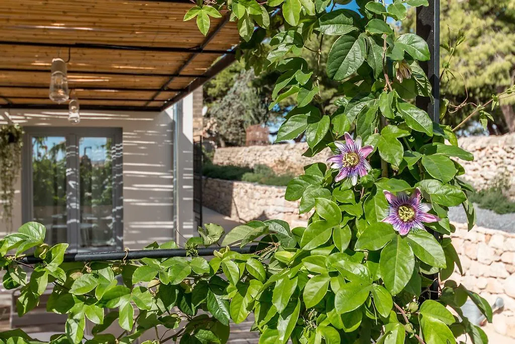 Country house Mangiabove Guest House Marina di Ragusa Italy